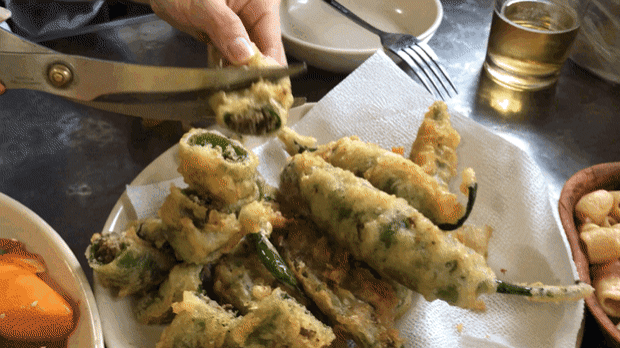 맛있는 고추튀김.gif | 인스티즈