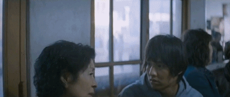 봉준호 감독의 [마더] 김혜자가 시나리오 보고 자기 죽어라 그러는 거 같았다는 연기...jpg | 인스티즈