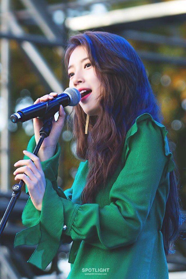 바람이랑 배드민턴 치는 남자 | 인스티즈