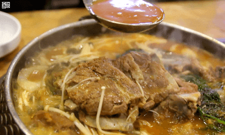 쌀쌀한 날 생각나는 뜨끈한 찌개 최고봉은? | 인스티즈