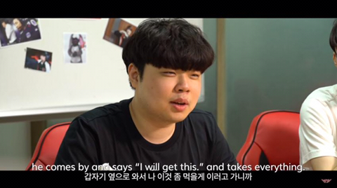 [LOL] 정글몹 빼먹는 테디...gif | 인스티즈