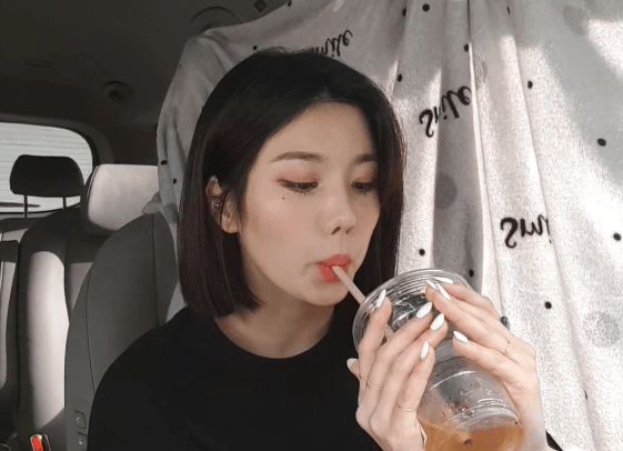 머리 묶는 아이즈원 은비 | 인스티즈