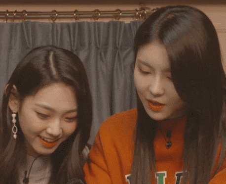 브이앱에서 악플을 보는 여자연예인들 | 인스티즈