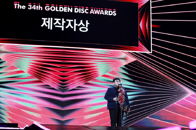 방시혁이 BTS일로 미국갔을때 제일 처음 전화한 사람 | 인스티즈