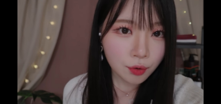 은근히 이쁜거 같은 ASMR 유투버 | 인스티즈