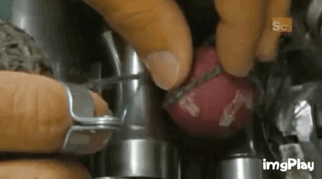 야구공이 만들어지는 과정.gif | 인스티즈