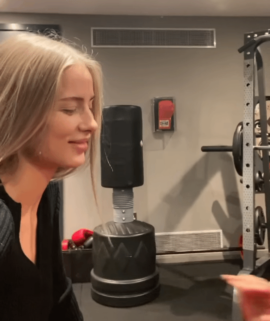 에브라 근황.gif | 인스티즈