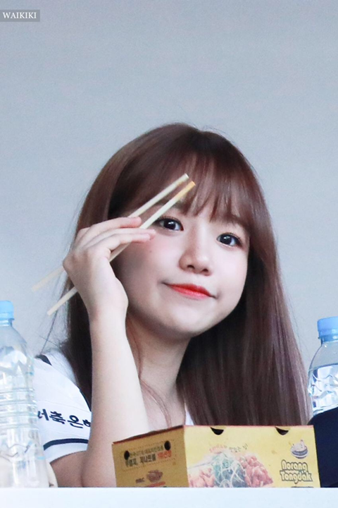 아이즈원 조유리 보고가세요.jpgif | 인스티즈
