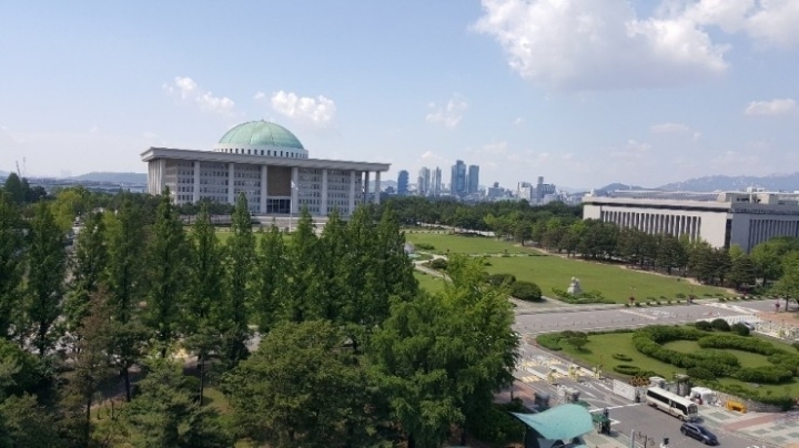 본인이 사는 동네에 이 3개중 1개만 있어도 번화가임 | 인스티즈