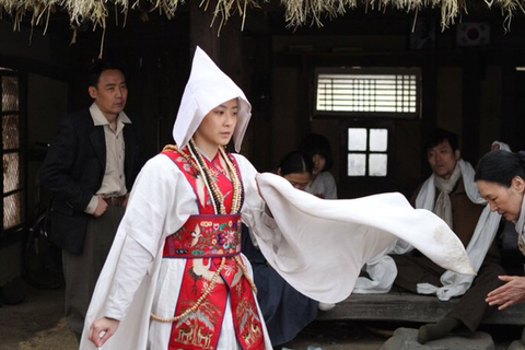 무당(신내림) 진짜다 VS 가짜다 | 인스티즈