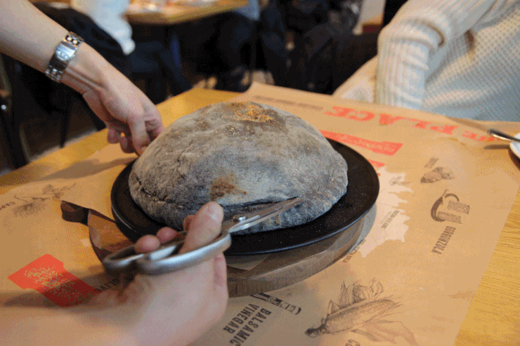 한국에서 파는 폭탄피자 | 인스티즈