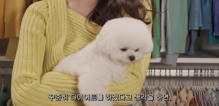 데뷔 후 10년 동안 쭉 50kg을 유지하고 있다는 강민경.jpg | 인스티즈