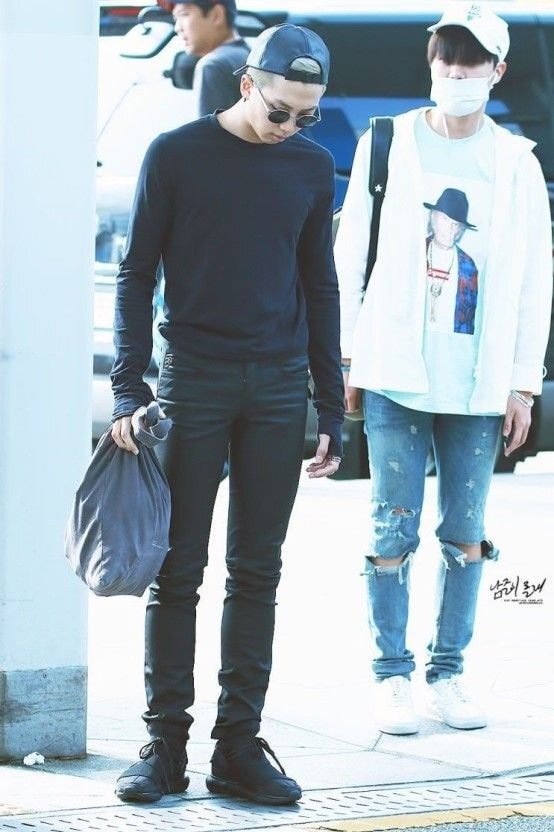 벌크업 중인 방탄소년단 RM | 인스티즈