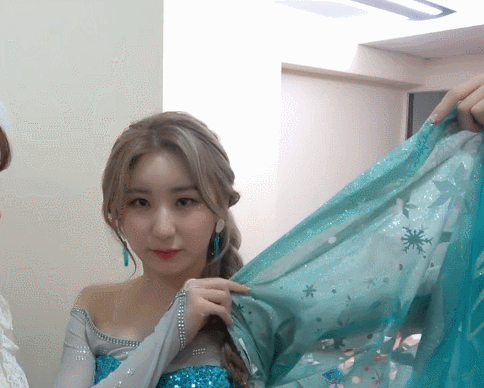 아이즈원 이채연의 근본력 | 인스티즈