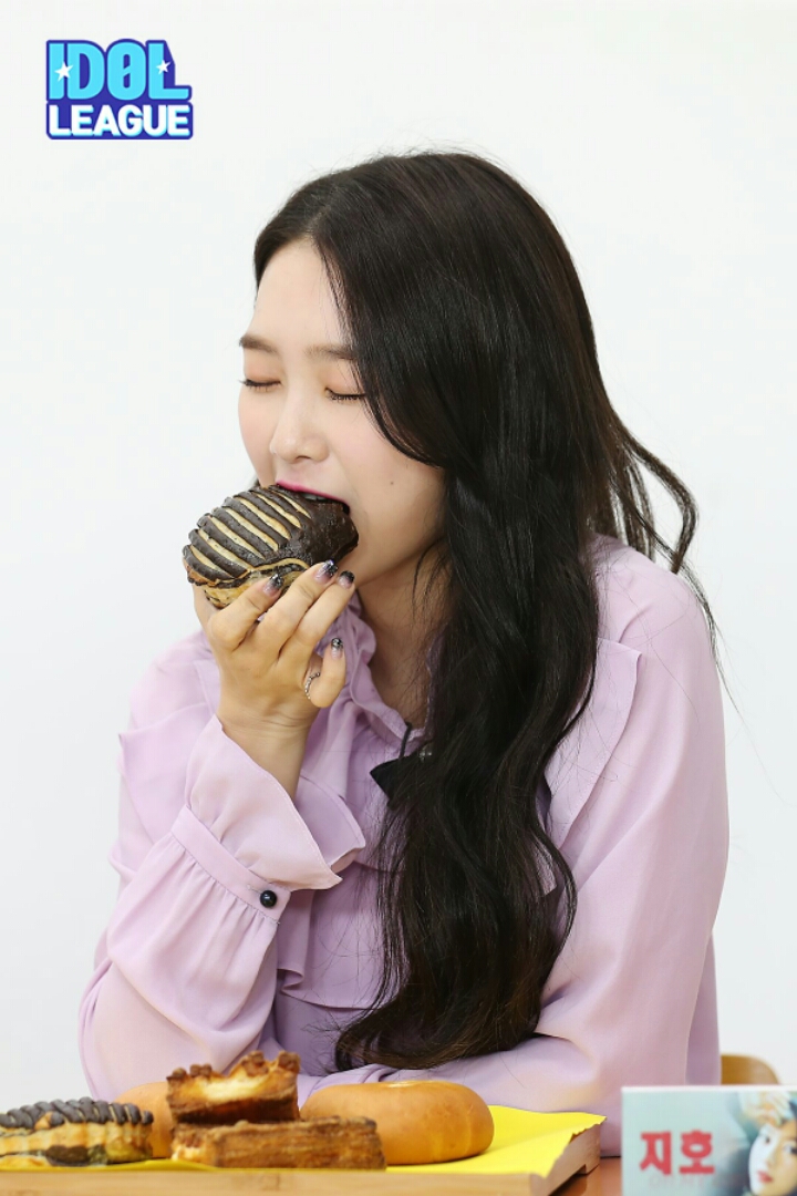 오마이걸 아이돌리그 현장 비하인드.jpg | 인스티즈