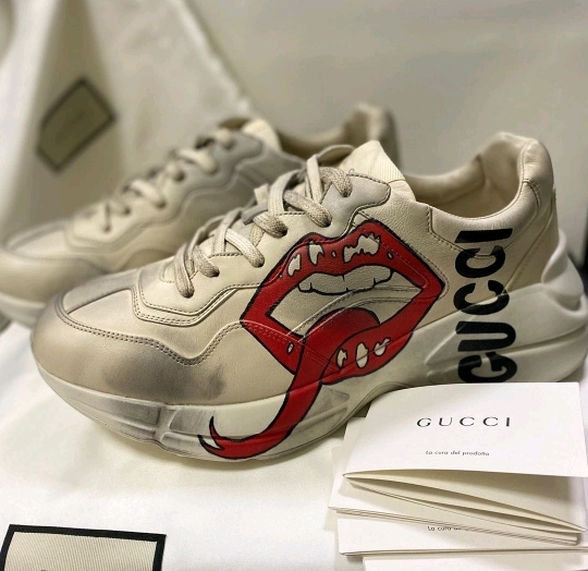 호불호가 꽤 갈리는 신발 | 인스티즈