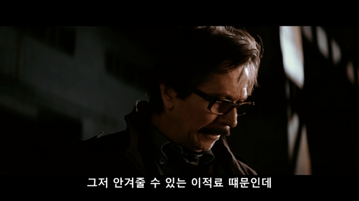 그는 우리를 지켜주는 구원자 | 인스티즈