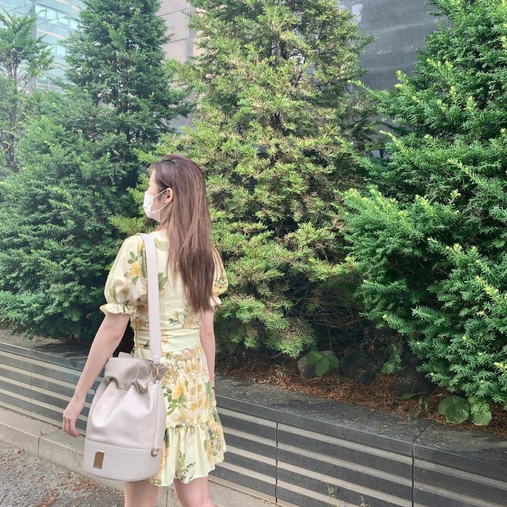 앞머리를 귀뒤로 살짝 넘긴 전효성 최근.JPG | 인스티즈