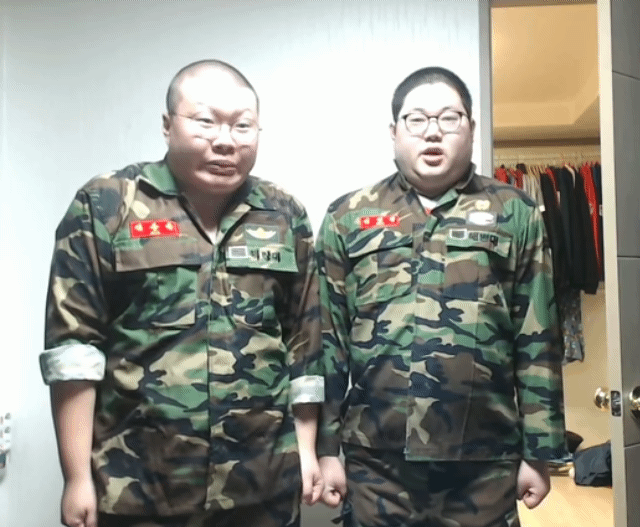 BJ와꾸대장봉준 해병대 시절 jpg | 인스티즈