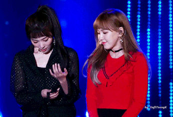 서로 아싸화법 쓰는 레드벨벳 슬기 웬디.jpg | 인스티즈