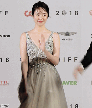 카라타 에리카 gif | 인스티즈