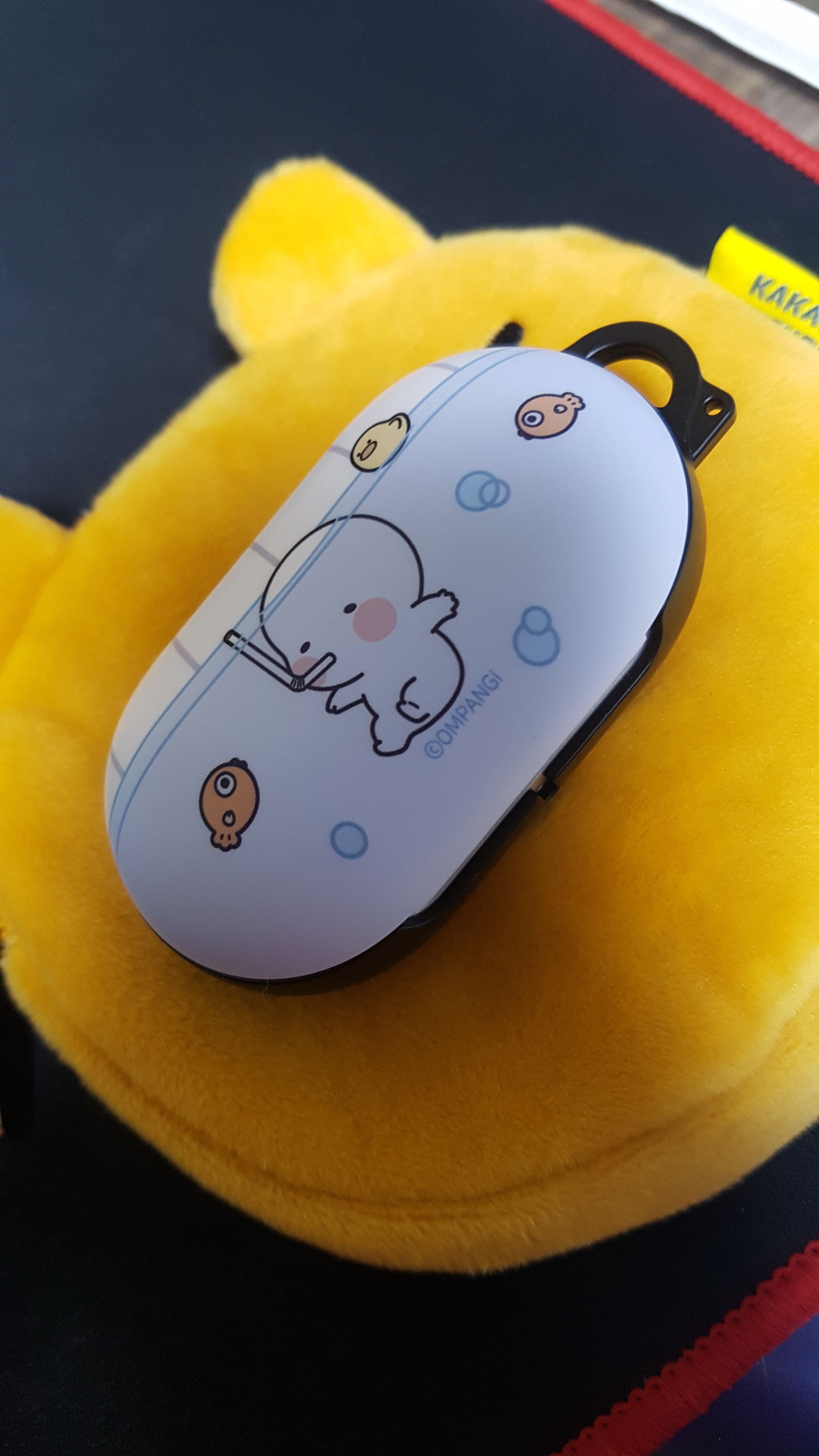 처음보다 예쁜 케이스가 많아진 갤럭시 버즈 | 인스티즈