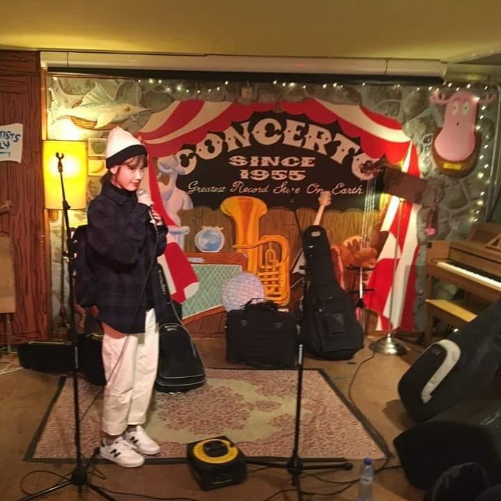 아이유 일상 사진 | 인스티즈