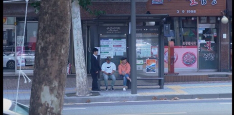 모르는 사람이 넥타이 매는걸 도와달라고 하면? | 인스티즈