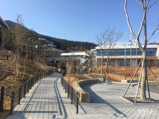 삼성이 코로나 경증환자 치료센터로 제공한 삼성영덕연수원.jpg | 인스티즈