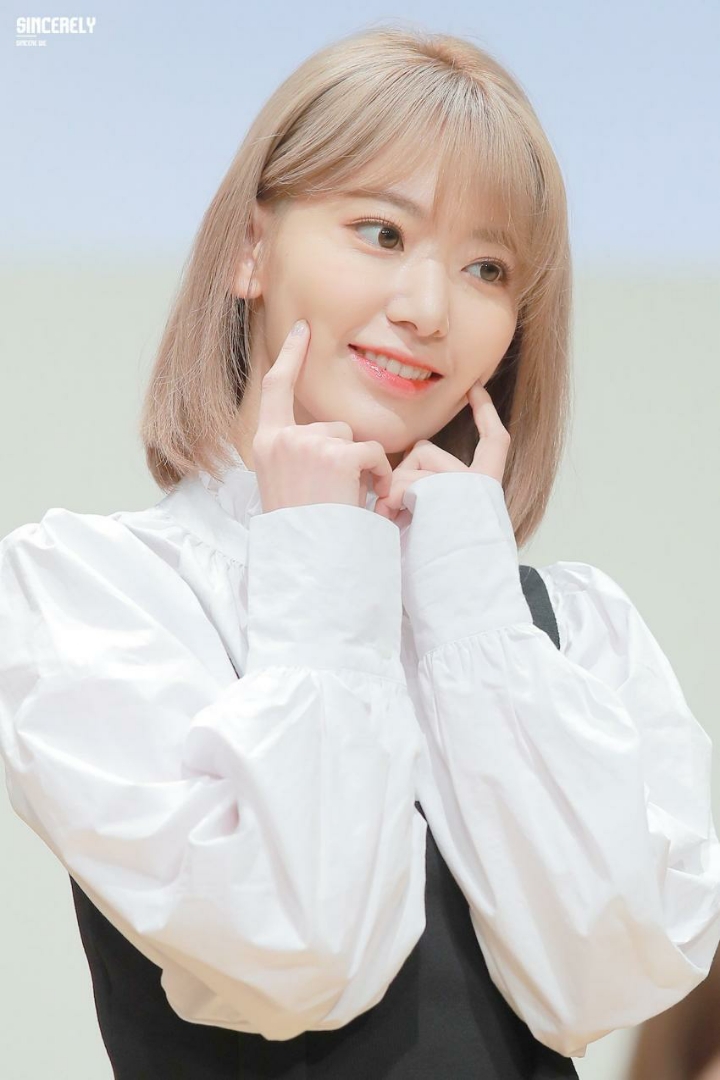 아이즈원 미야와키 사쿠라 랜덤짤 45 | 인스티즈