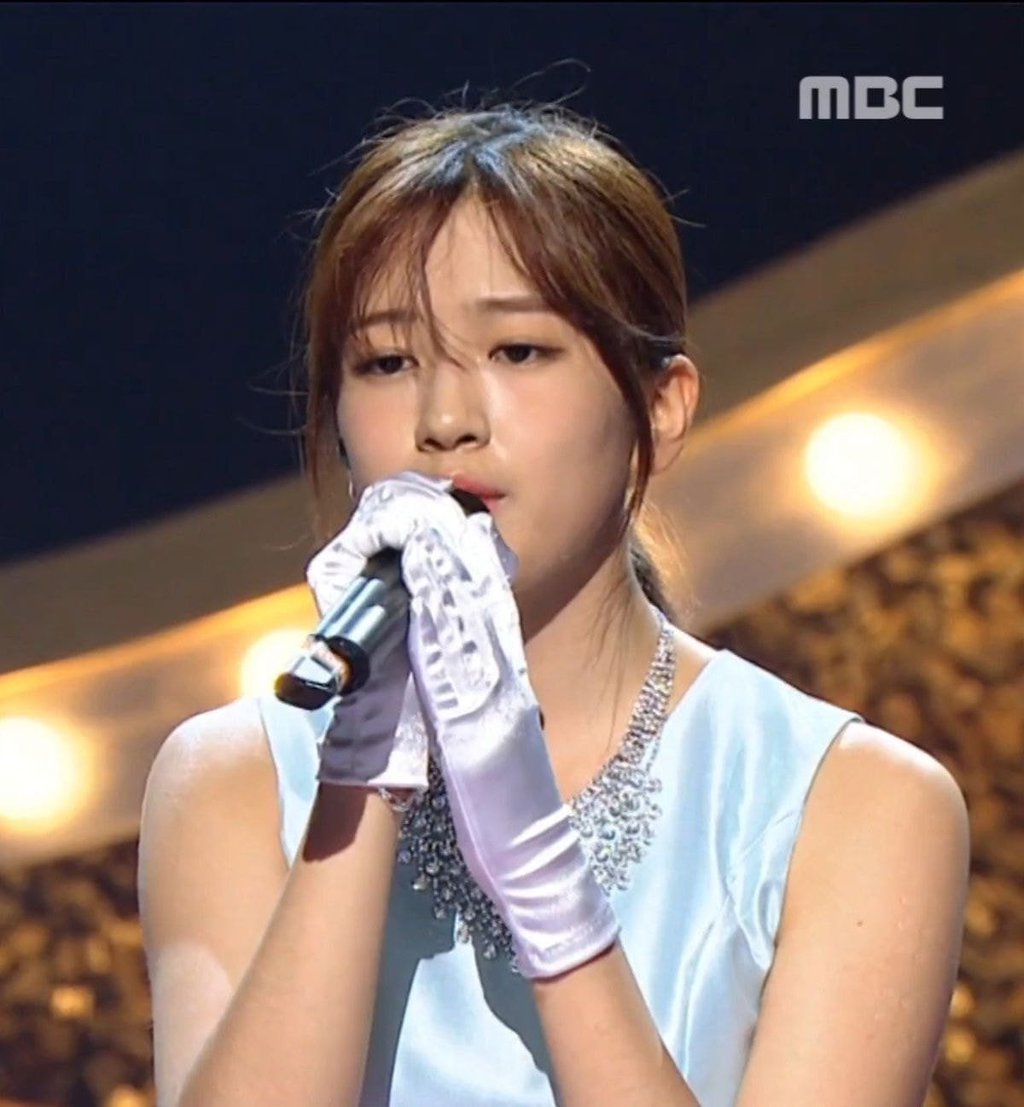 20대 초반 이하만 가지고 있다는 자국 (95년생~2000년생) | 인스티즈