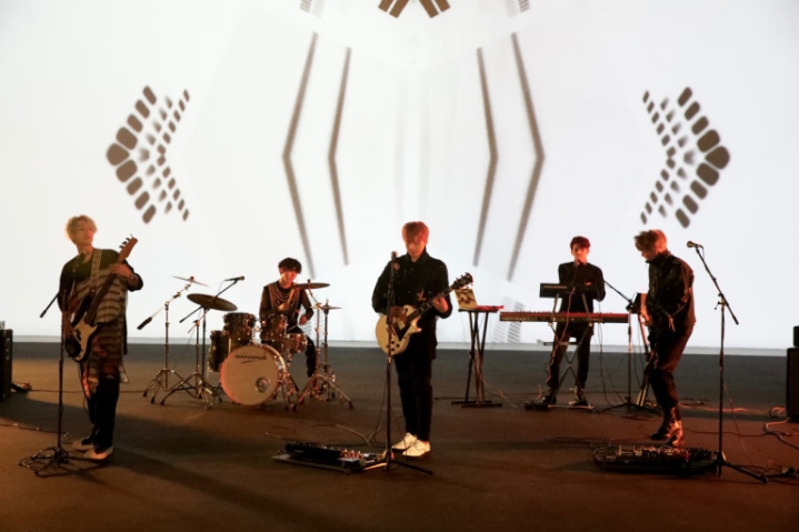 [분석글] 중소 아이돌의 성장을 묻거든 고개를 들어 프로미스 나인&amp; DAY6를 보게하라 | 인스티즈