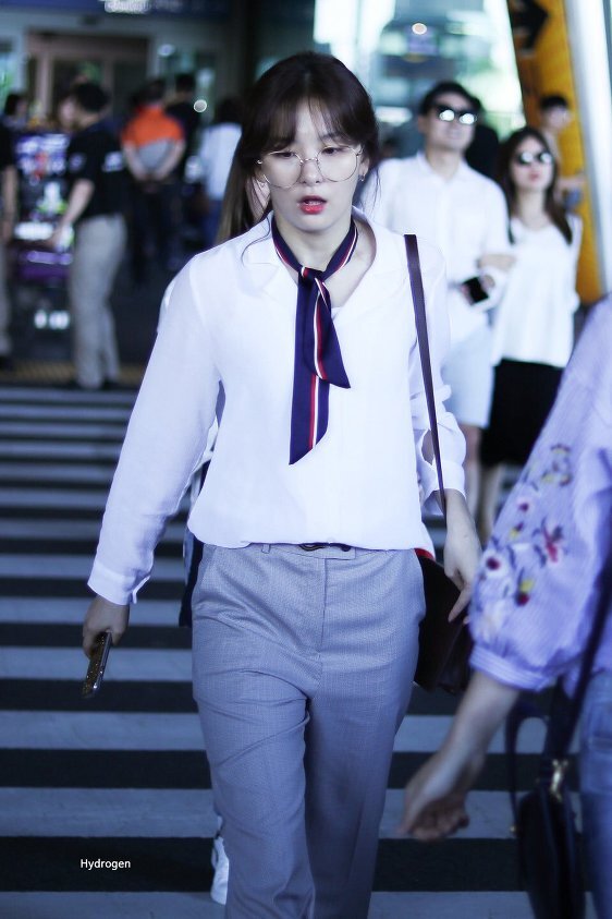 여자 아이돌 중에서 제일 옷을 잘입는 것 같은 사람 | 인스티즈