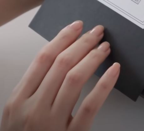 손모델의 손.JPG | 인스티즈