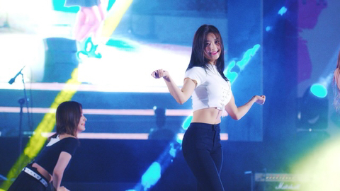 어제 창원 행사 프로미스나인 이새롬 | 인스티즈