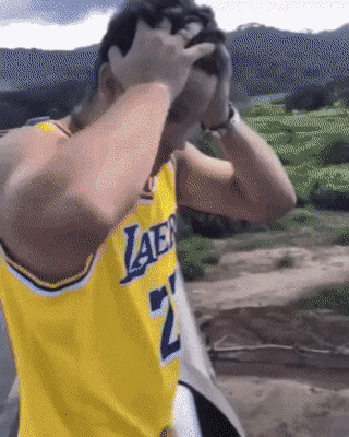 핸드폰이 계속 잘 팔리는 이유 gif | 인스티즈