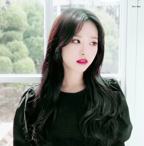 이달의 소녀 막내 올리비아 혜.gif | 인스티즈