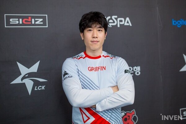 씨맥은 아직 어른이 아닌게 확실하다 | 인스티즈