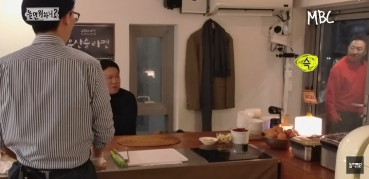 라면을 안 먹는 연예대상의 남자.jpg | 인스티즈