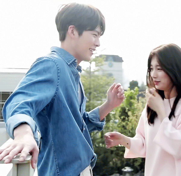 수지 김우빈 포옹씬 찍을때 촬영장 상황 | 인스티즈