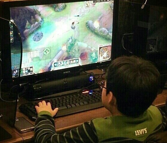 롤 vs 오버워치 둘 중 트롤이 더 자주보이는 게임은?? | 인스티즈