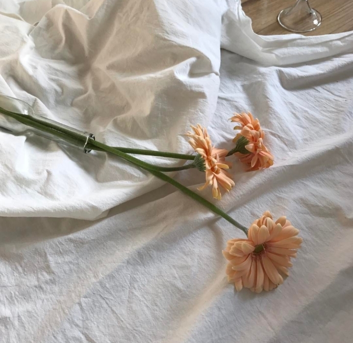 그대는 향이 짙은 향수 같아요 | 인스티즈