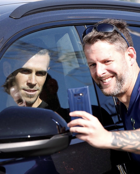 가레스 베일 토트넘 도착 | 인스티즈