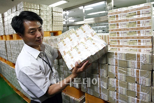 누군가 5억을 줄테니 평생 게임을 하지말라고 한다. 선택은? | 인스티즈