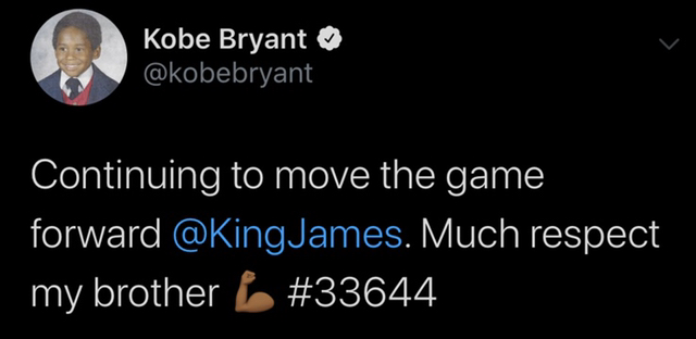 코비 사망소식을 듣고 울고 있는 르브론 제임스 | 인스티즈