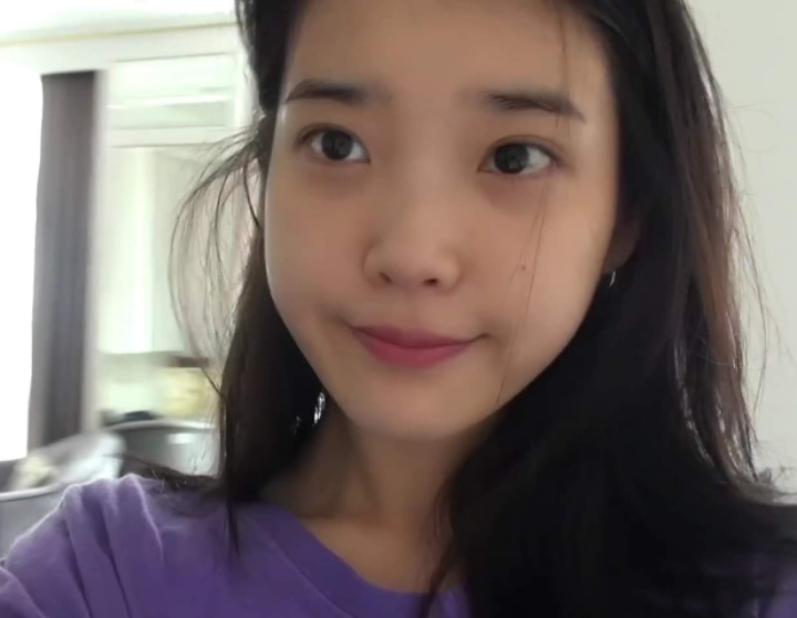 아이유tv 속 아이유 생얼 | 인스티즈