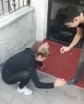 여사친 남사친이기에 가능한 장난 | 인스티즈