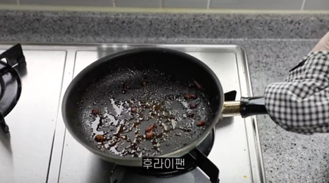 식기세척기 쌍욕나오는 계란찜 닦는 근황 | 인스티즈