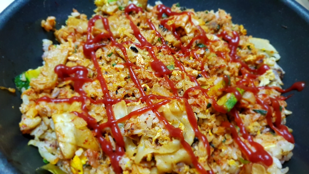 ㄹㅇ 현실적인 자취 밥상 | 인스티즈