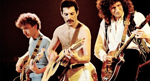 둘중 히트곡이 더 많다고 생각하는 그룹은? | 인스티즈